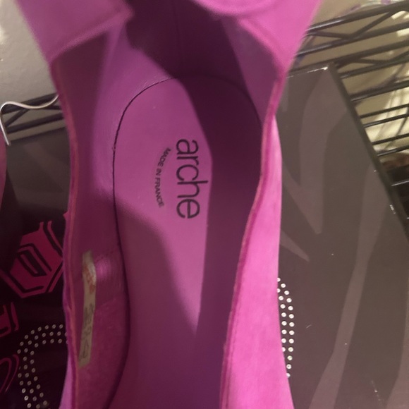 Arche Women's Pink Flats - Picture 4 of 4